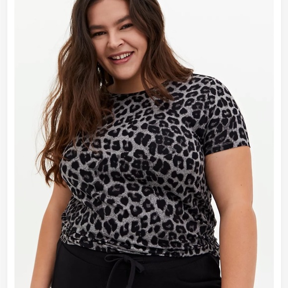 torrid Tops - TORRID PERFECT SUPER SOFT CREW NECK SHORT SLEEVE TEE